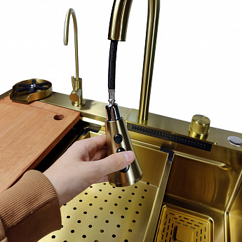 картинка Комплект GERDA GOLD (мойка, смеситель, доска, корзина, кран для питьевой воды, ринзер) 